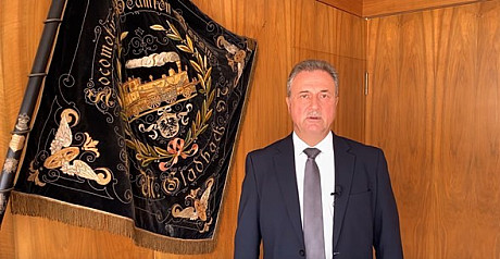 Vollständige Nachricht