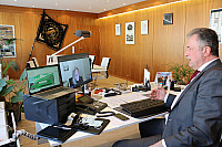 Vollständige Nachricht